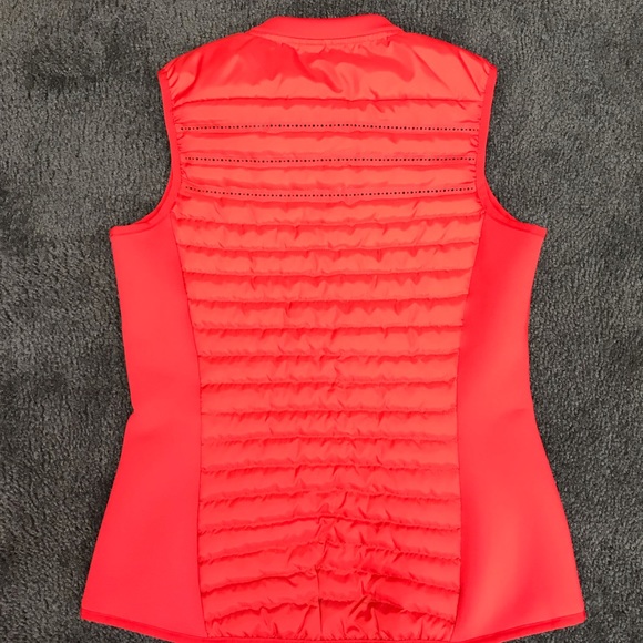 Women’s Nike Golf Vest NWT - Picture 3 of 5